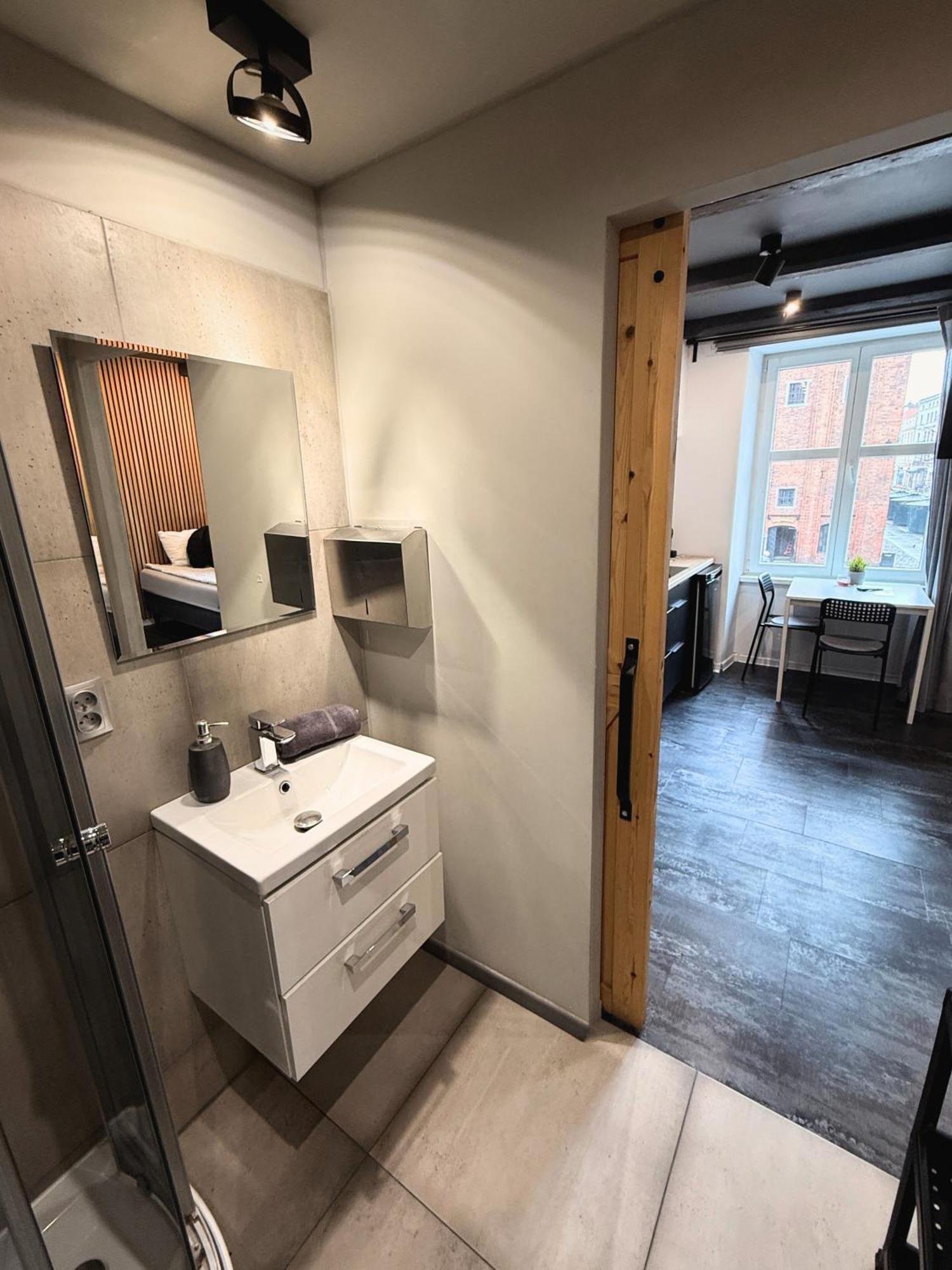 Apartament Z Widokiem Na Pomnik Kopernika - Rynek Staromiejski Stary Toruń Buitenkant foto