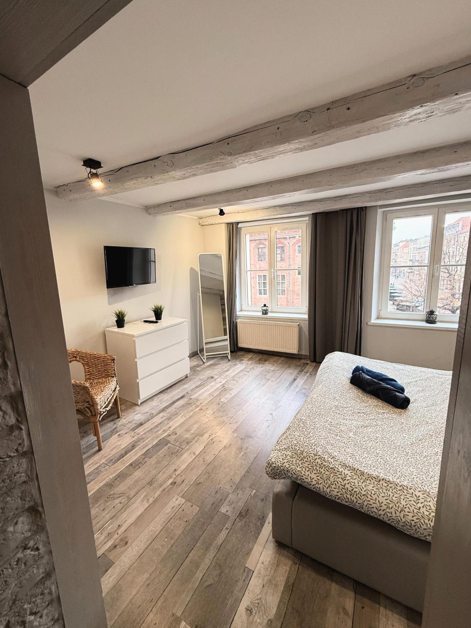 Apartament Z Widokiem Na Pomnik Kopernika - Rynek Staromiejski Stary Toruń Buitenkant foto