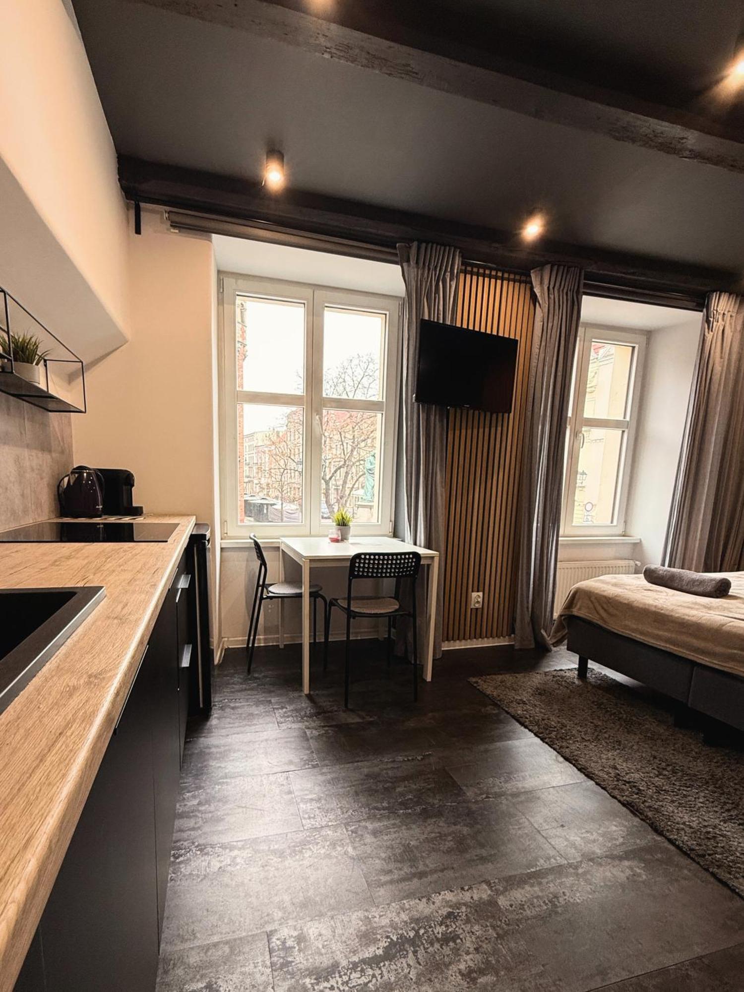 Apartament Z Widokiem Na Pomnik Kopernika - Rynek Staromiejski Stary Toruń Buitenkant foto