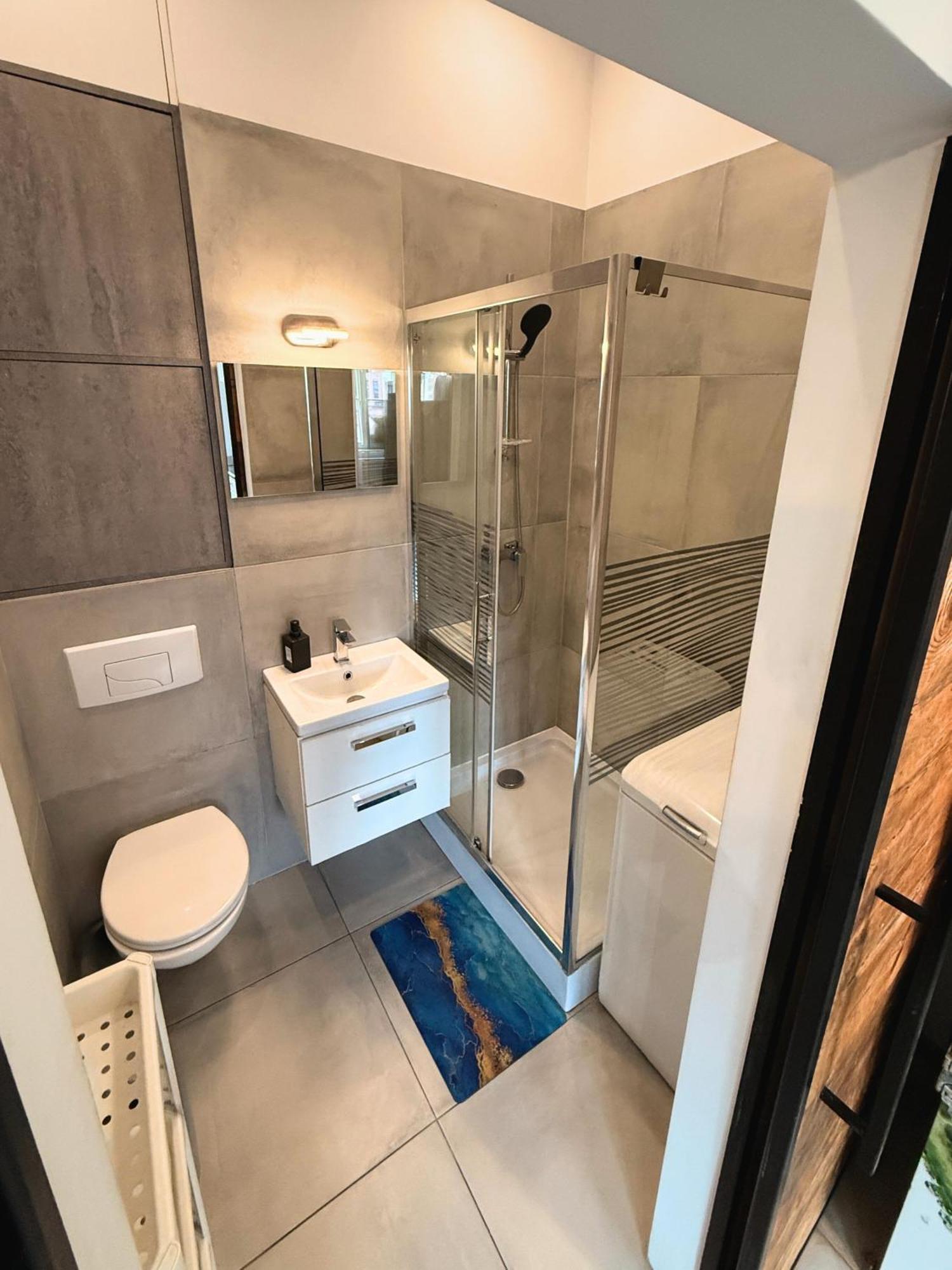Apartament Z Widokiem Na Pomnik Kopernika - Rynek Staromiejski Stary Toruń Buitenkant foto